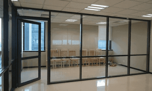 bán vách ngăn nhôm kính gái rẻ bình dương