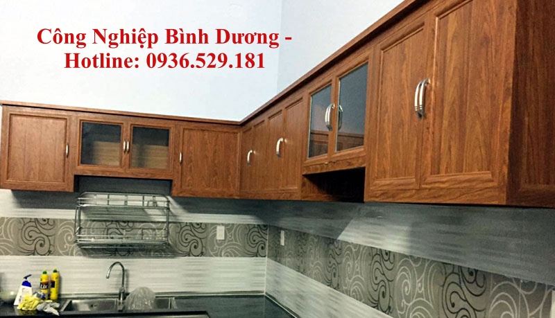 báo giá tủ bếp nhôm kính