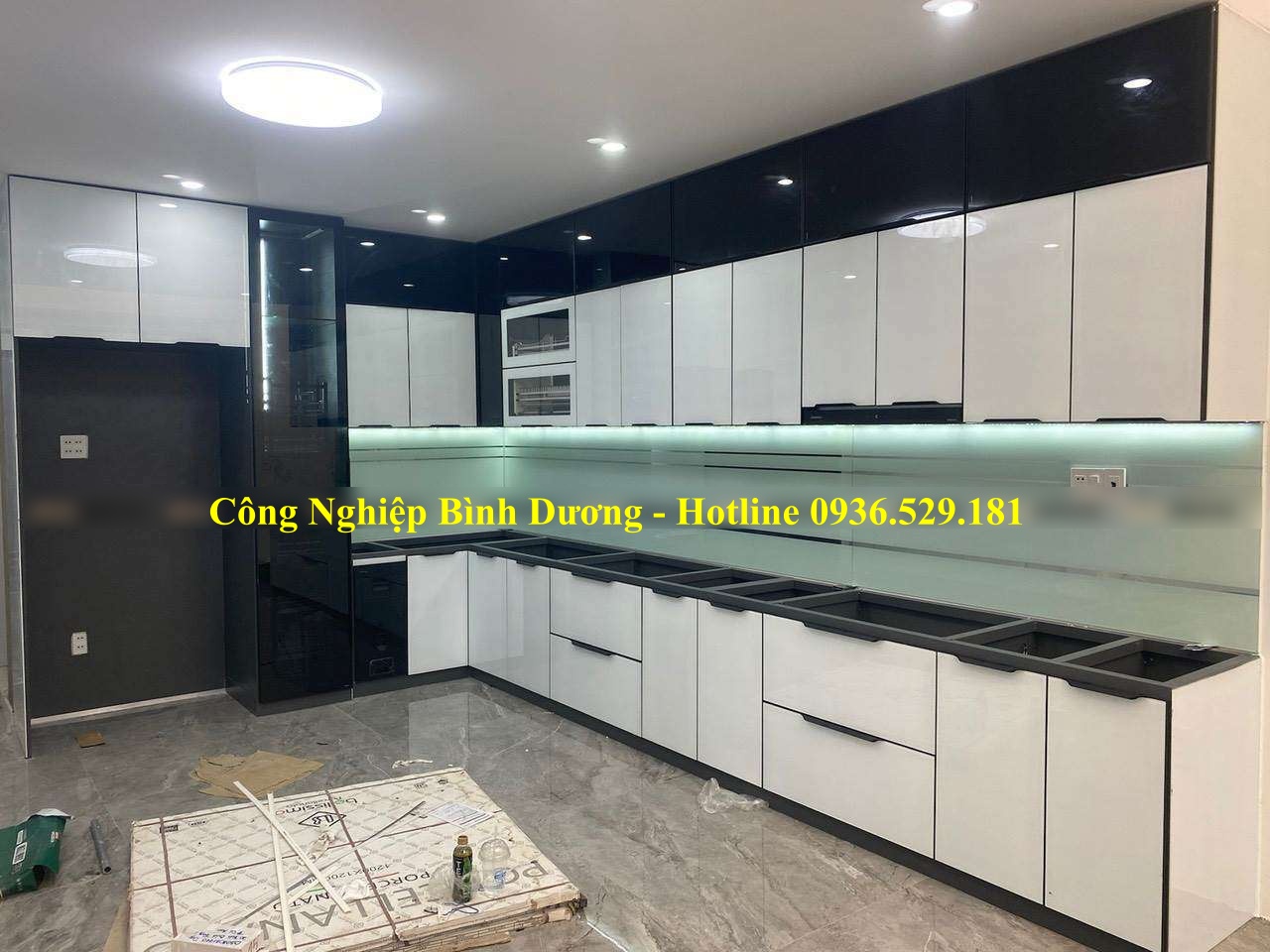 báo giá tủ bếp nhôm hợp kim