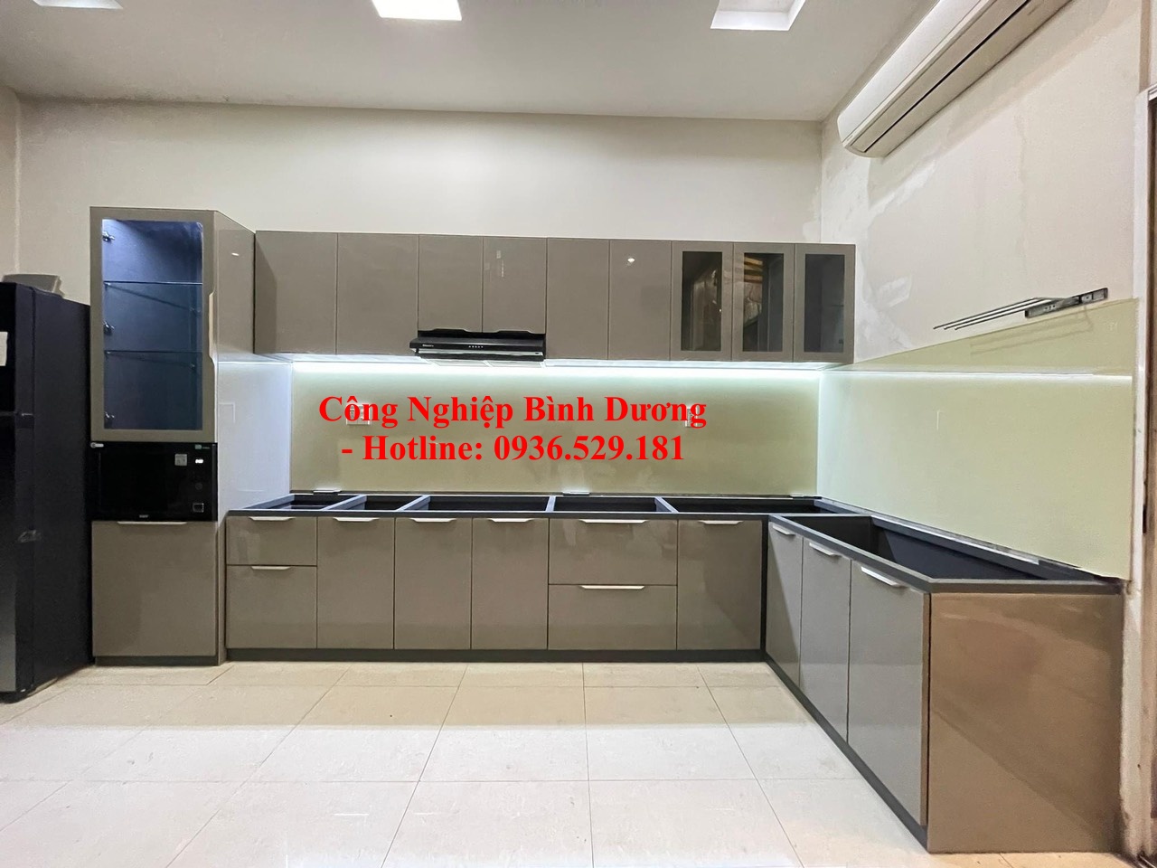 tủ bếp nhôm kính giá rẻ 